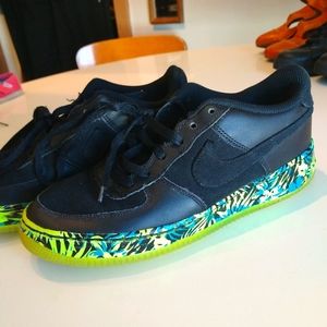 Nike Air Force 1 Premium Black/Volt-Rio Teal